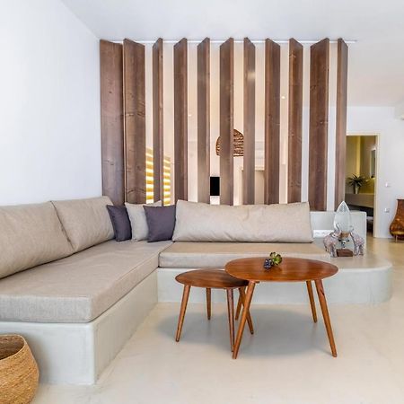 Wave, An Idyllic Seafront Suite Kokkini Hani Экстерьер фото