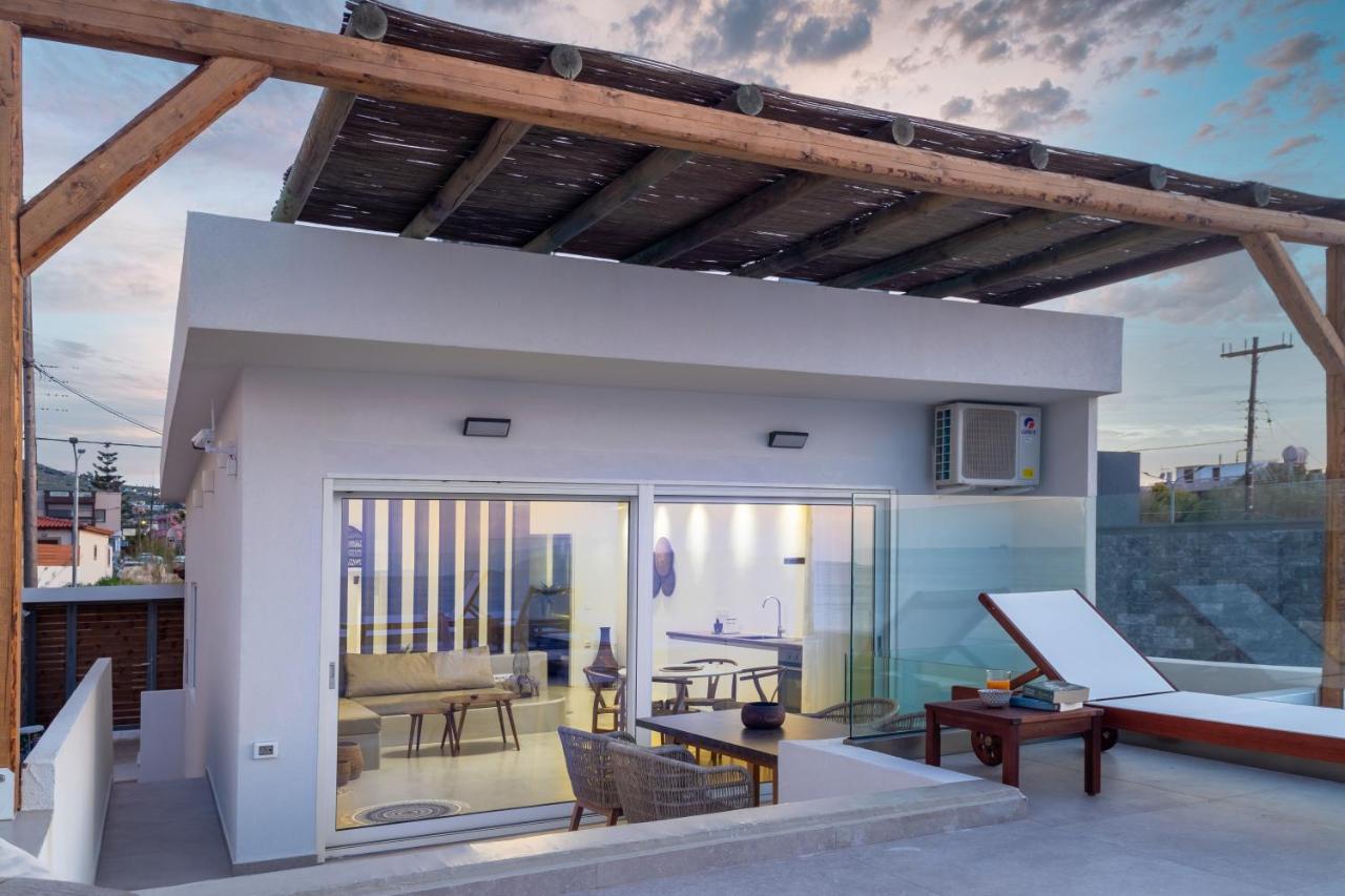 Wave, An Idyllic Seafront Suite Kokkini Hani Экстерьер фото